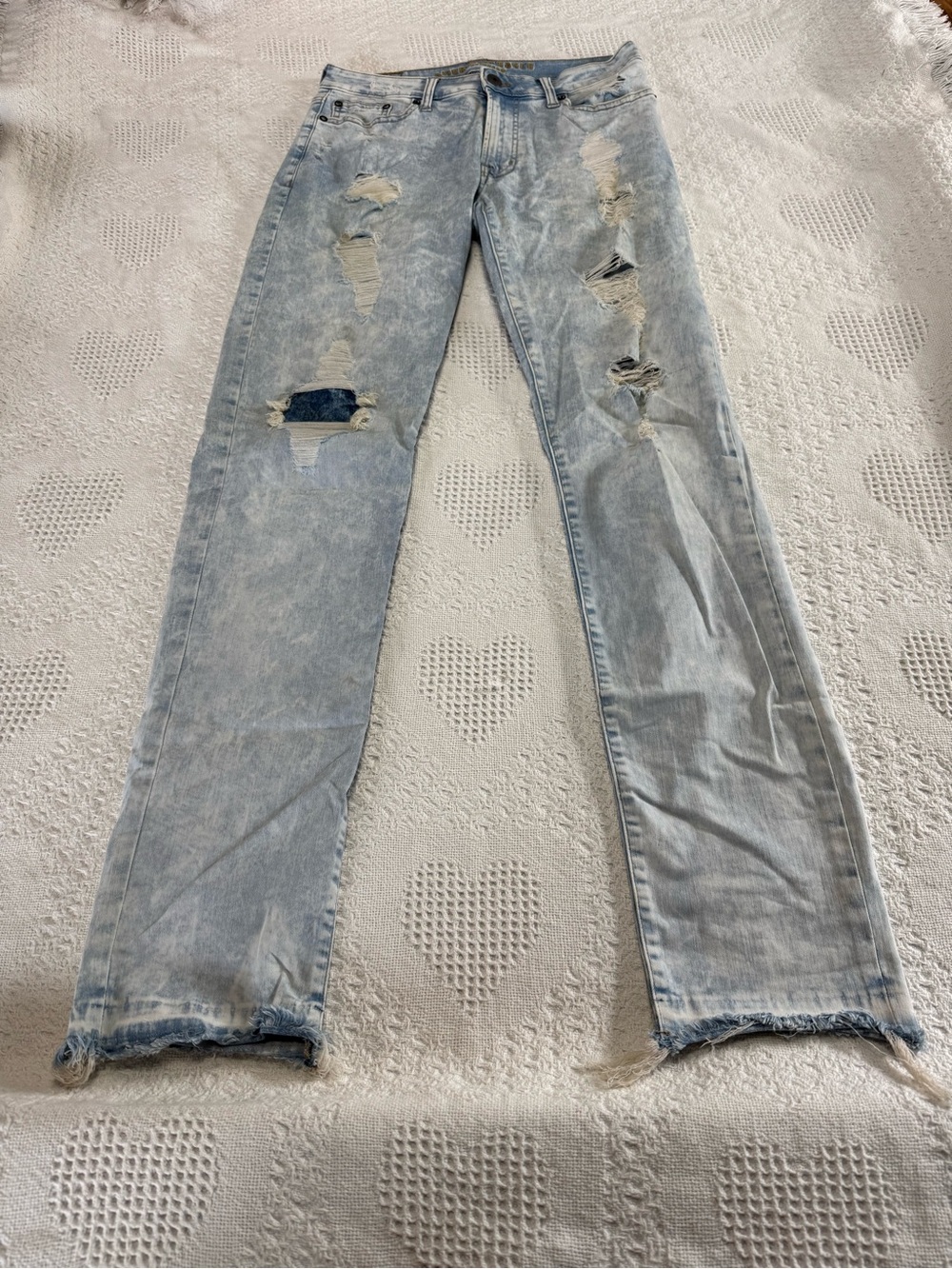 American Eagle Outfitters Extreme Flex Light Blue Distressed Slim Jeans (30x34)